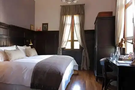 Boutique Castillo Rojo - 101