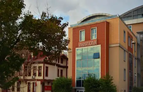 Wes Izmit - 48