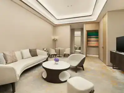 DoubleTree by Hilton Kunming Airport - 2