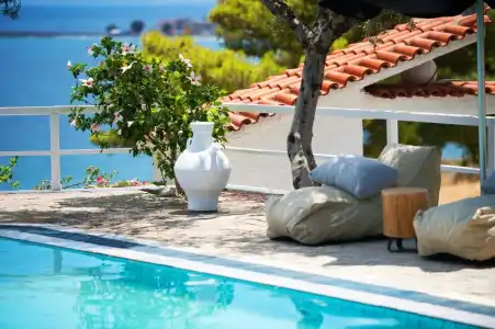 Akra Morea & Residences - 10