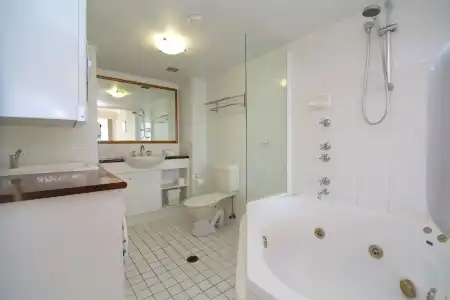 Surf Parade Resort - 12