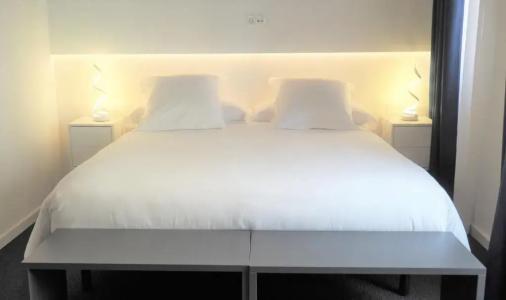 Plaza de la Virgen - 32