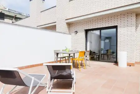 Feelathome Plaza Apartments - 15