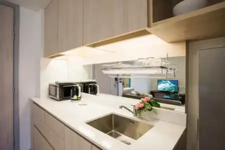 Balcony Seaside Sriracha & Serviced Apartments (SHA Extra Plus) - 265