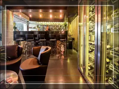 Sukhumvit Suites - 7