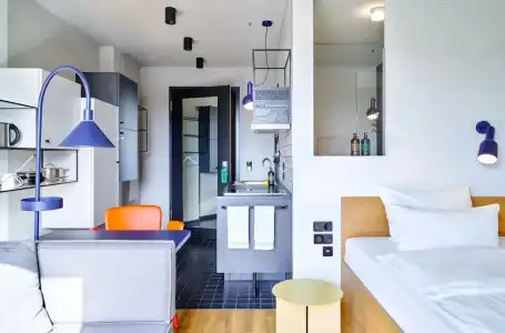 STAYERY Bielefeld Hauptbahnhof - 4