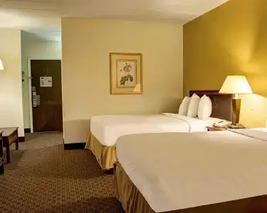 Quality Inn North - 19