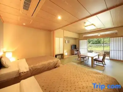 Shimoda Central - 56