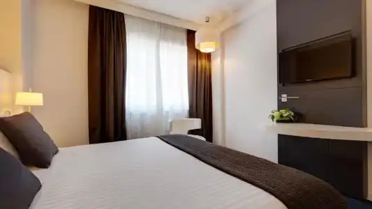 iHs Roma Z3 - 45