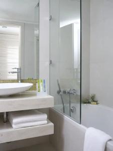 Sirene Blue Luxury Beach Resort - 24