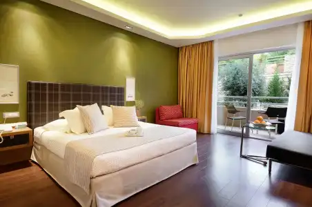 Royal Paradise Beach Resort & Spa - 2