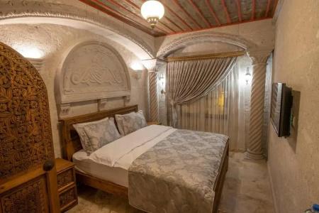 Underground Cave Suites - 61