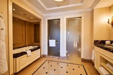 Fairmont Grand Kyiv - 43