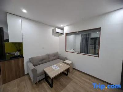 Era Apartment Lac Long Quan - 57