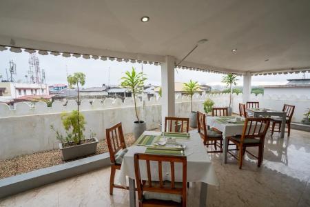 Stonetown View Inn - 13