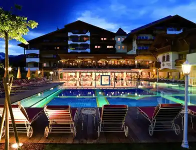 Alpenpark Resort - 17