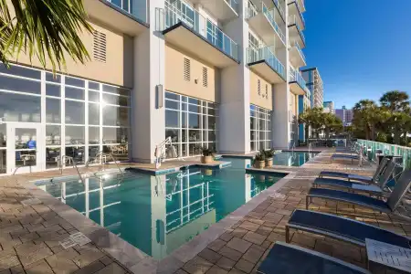 Hilton Grand Vacations Club Ocean 22 Myrtle Beach. - 13