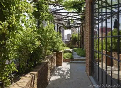 The Greenwich - 10