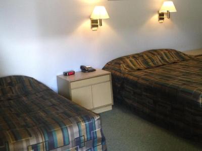 City West Motel - 26