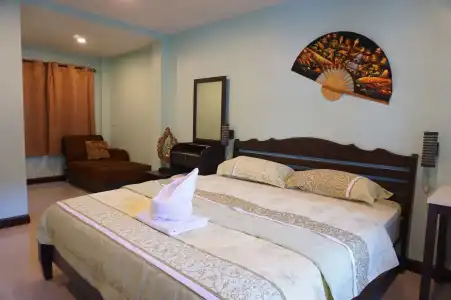 Martin's Swiss Guesthouse - 2