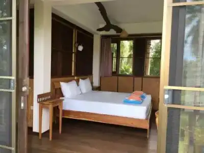 Lake View Bungalows - 4