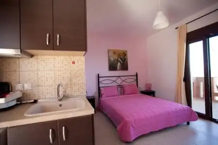 Aroma Studios and Apartments - 2
