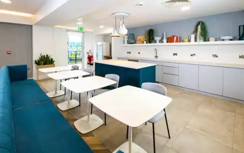 Staybridge Suites Cardiff by IHG - 38