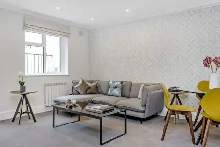 Queensgate Court - 237
