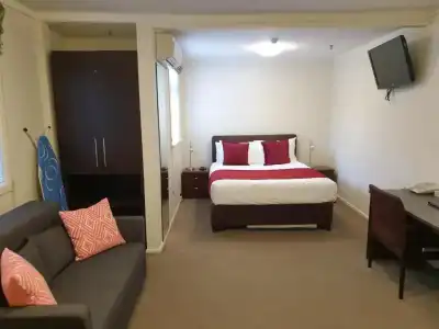 Eden Park Motel - 26