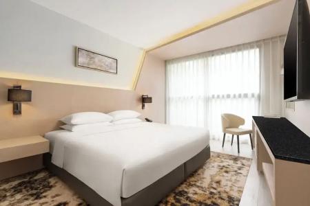 Hyatt Place Bangkok Sukhumvit 1 - 32