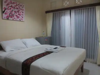 Sari Buana Bed & Breakfast - 1