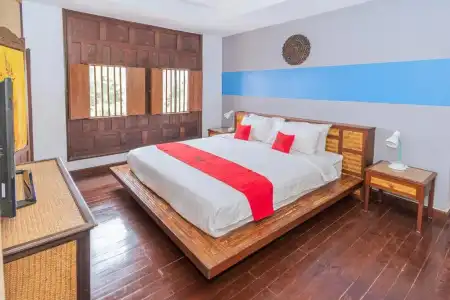 RedDoorz Plus Evergreen Boutique - 60