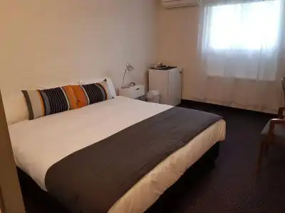 Morphett Arms - 1