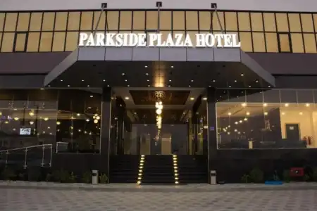 Parkside Plaza - Muscat - 0