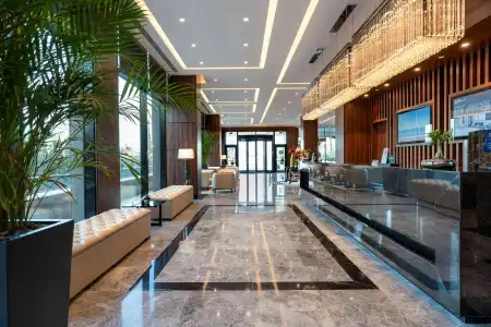 Radisson Blu, - 1