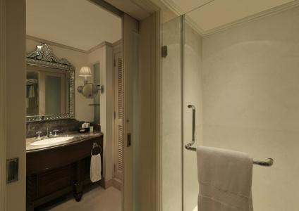 Hilton Mumbai International Airport - 23