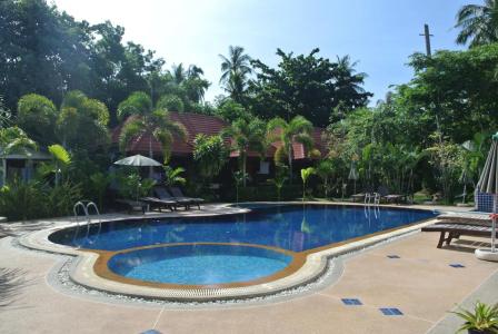 Mac's Bay Resort - 11