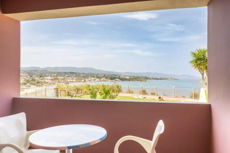 Balcony - Adults Only - 90