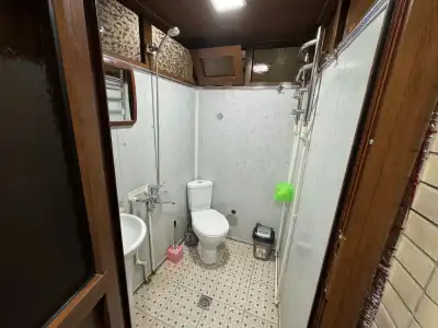 Barno Guesthouse - 8