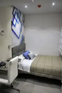 Hostal Barcelona - 36