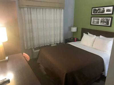 Cresthaven Inn JFK - 25