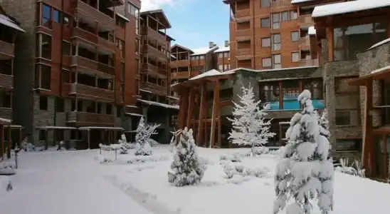 Saint Ivan Ski Apartments - 20