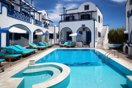 Roula Villa Studios & Apartments - 13