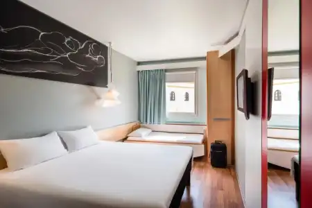 ibis Sevilla - 35