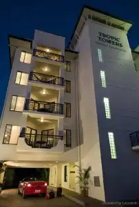 Tropic Towers Apartments - 18