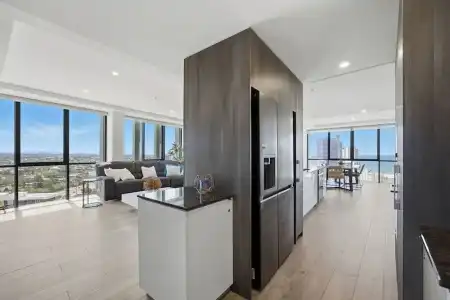 Aria Apartments - 615
