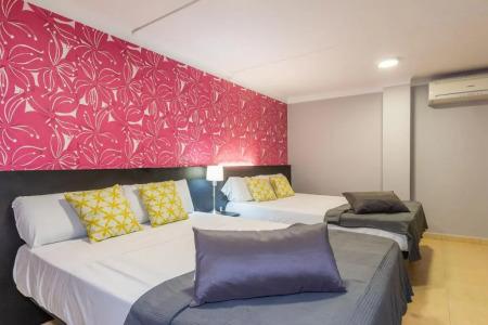 Sun & Moon Hostel - 42