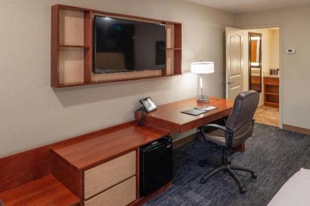 Best Western Plus Clocktower Inn - 115