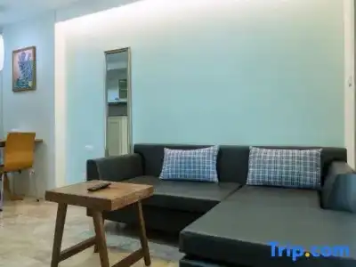 Sabai Sathorn - 203