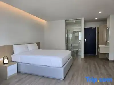 Michael Inn - 54